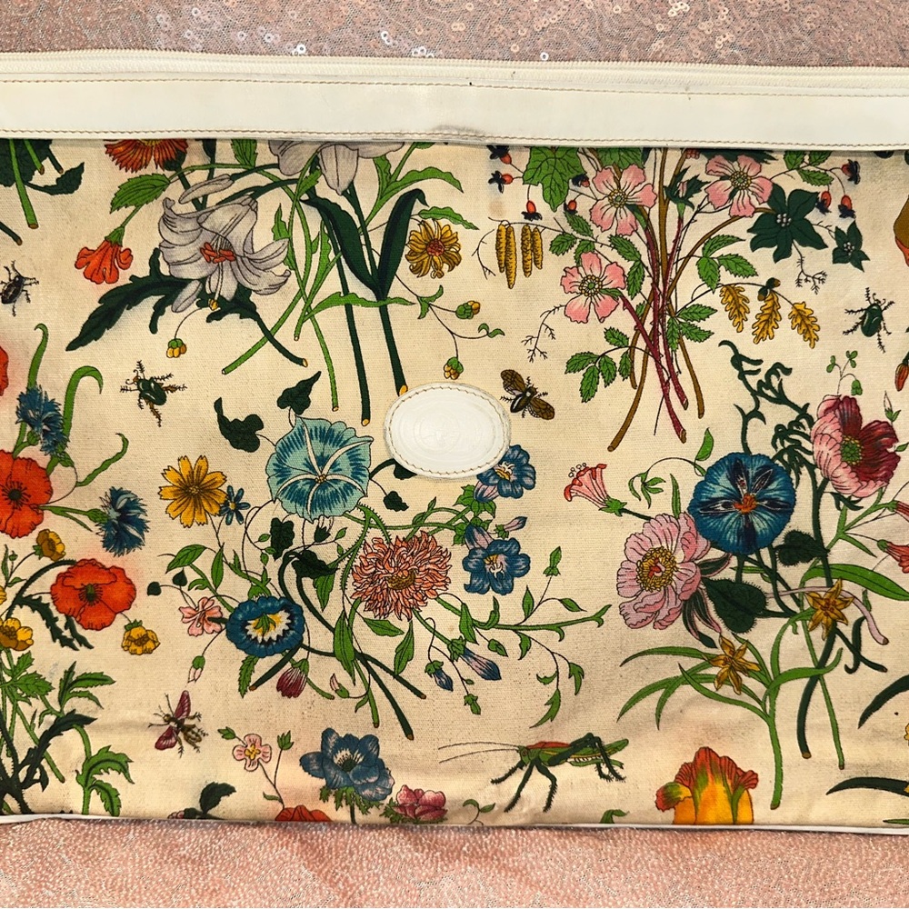 Gucci Cream Canvas Clutch